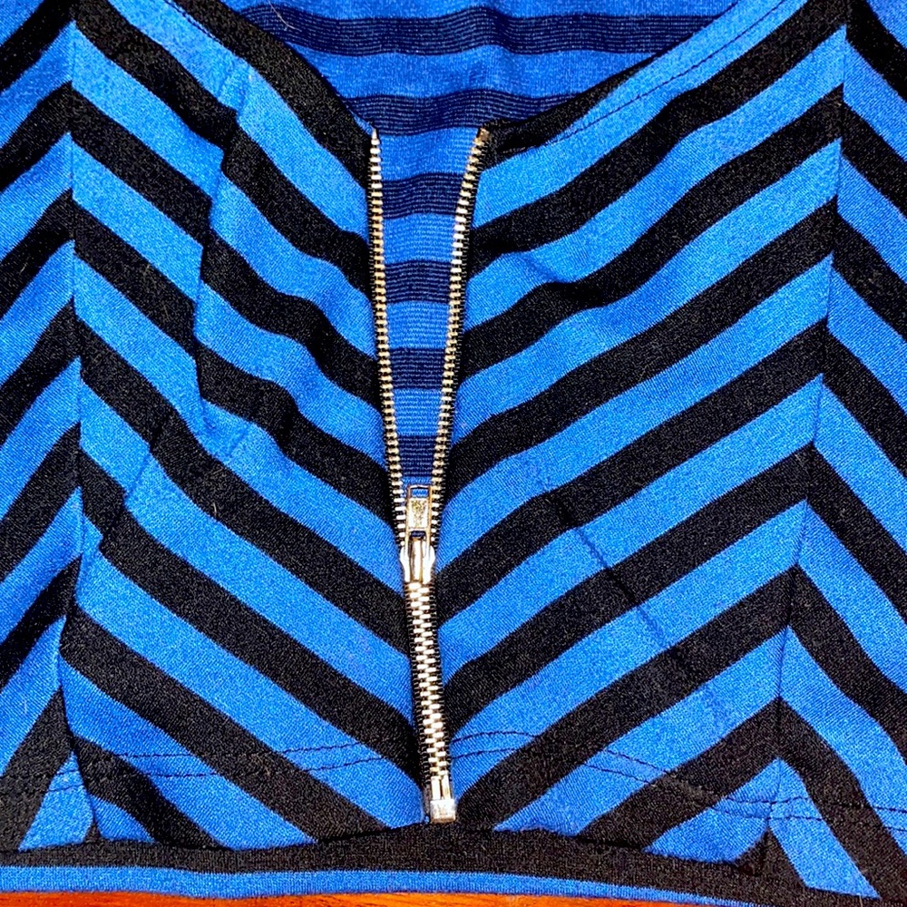 Crop top - Picture 5 of 5